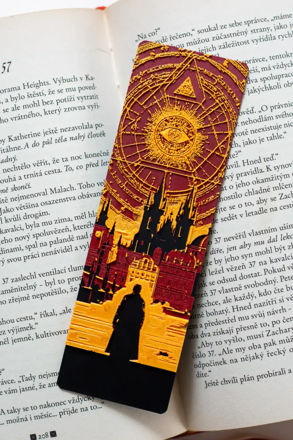 mysticka-praha-cervena-1