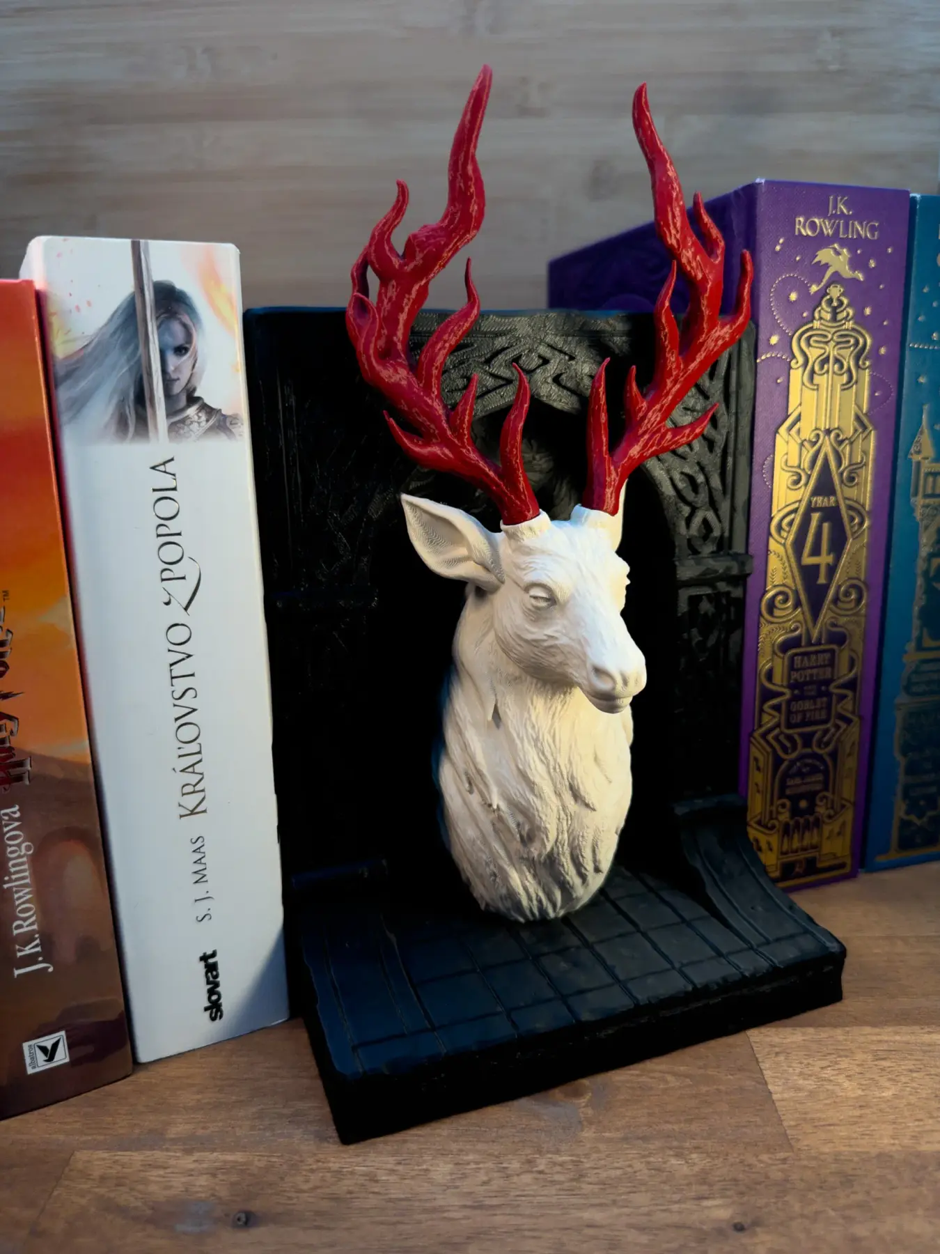 Knižní zarážka – Patron příběhů a legend