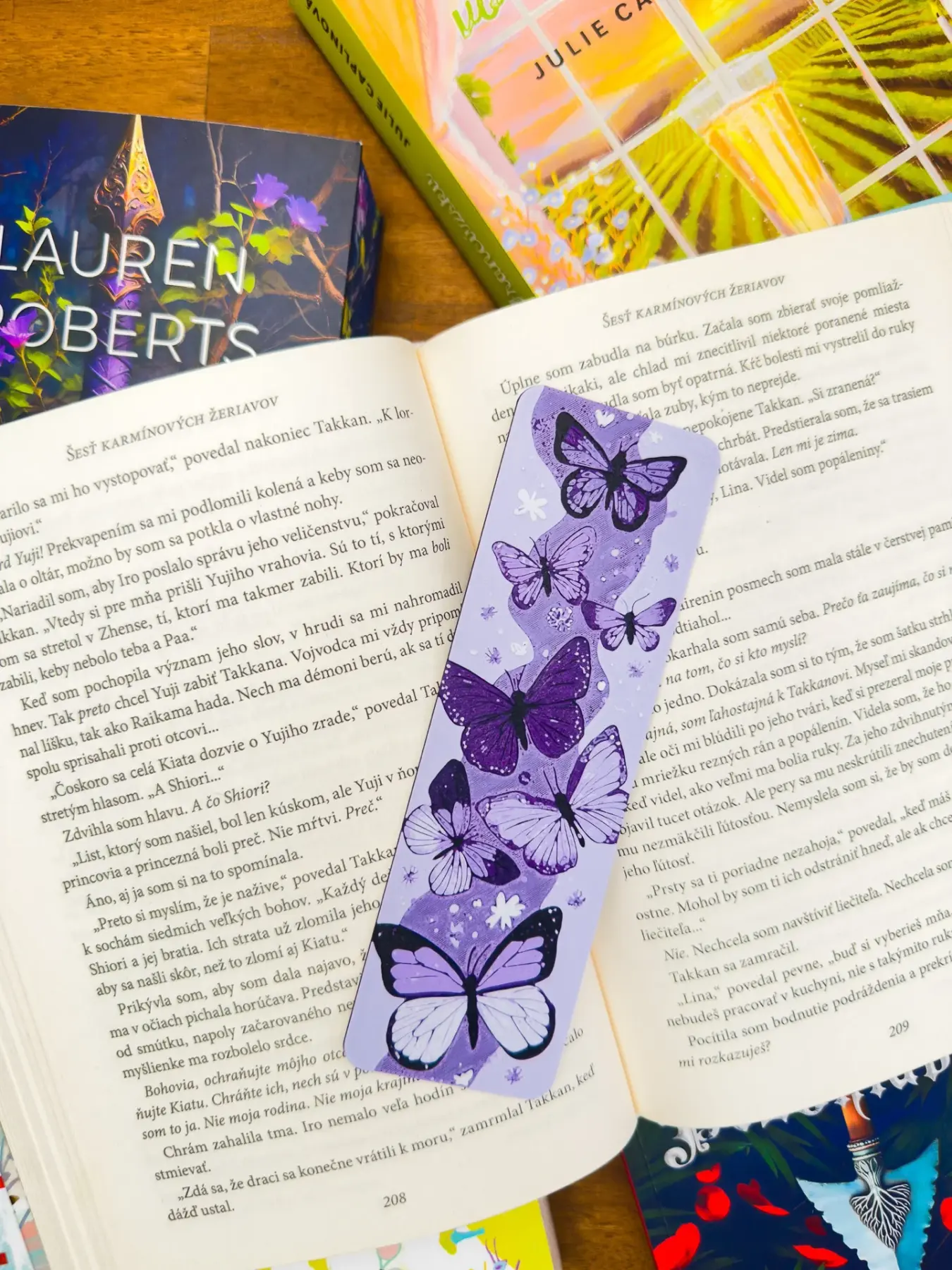 Fourth Wing a Romantasy mánie: Proč jsme všichni posedlí draky? (A proč je to dobře) 🐉